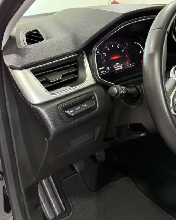 Renault Captur 2022 - 17900 EUR, 90718 km - AUTO.MOTO.pt - 90718km - foto 11 de 49