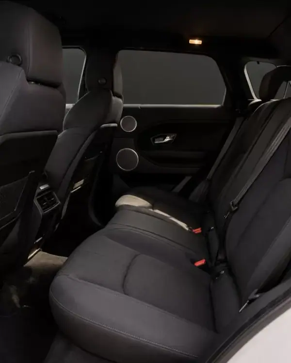 Land Rover Range Rover Evoque 2016 - 21000 EUR, 99354 km - AUTO.MOTO.pt - 99354km - foto 16 de 19