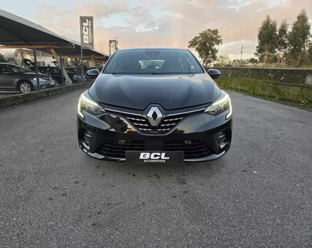 Renault Clio 2022 - 14500 EUR, 104000 km - AUTO.MOTO.pt - 104000km - foto 2 de 43