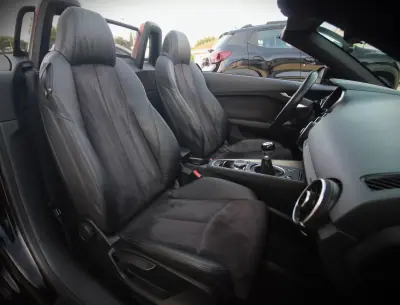 Audi TT Roadster 2015 - 23990 EUR, 151000 km - AUTO.MOTO.pt - 151000km - foto 13 de 37