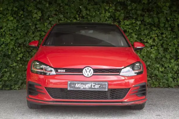 Volkswagen Golf 2019 - 23900 EUR, 105500 km - AUTO.MOTO.pt - 105500km - foto 2 de 18