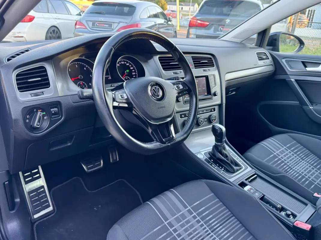 Volkswagen Golf 2015 - 15999 EUR, 180000 km - AUTO.MOTO.pt - 180000km - foto 9 de 24