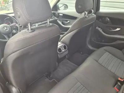 Mercedes-Benz C 300 2020 - 26590 EUR, 103371 km - AUTO.MOTO.pt - 103371km - foto 15 de 22