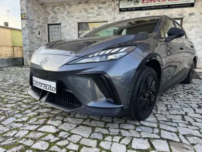 MG MG4 2022 - 18990 EUR, 77000 km - AUTO.MOTO.pt - 77000km - foto 22 de 36