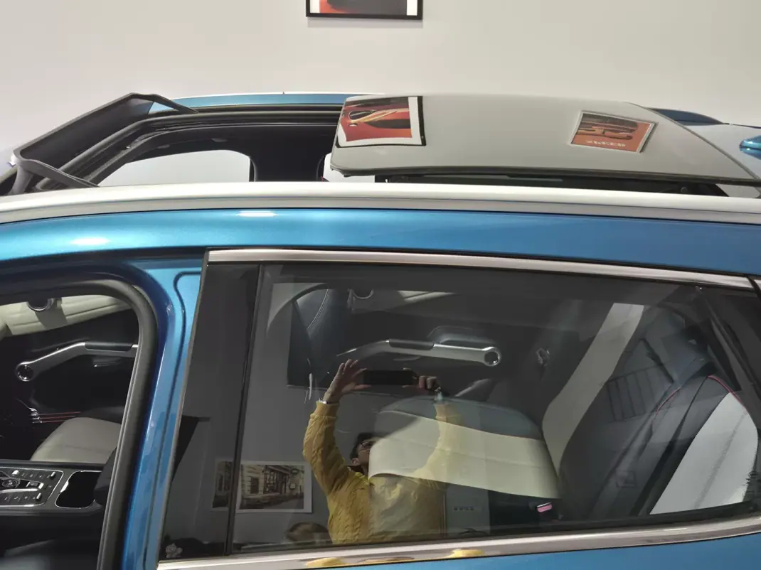 BYD Atto 3 2022 - 27500 EUR, 67500 km - AUTO.MOTO.pt - 67500km - foto 38 de 39