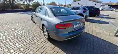 Audi A4 2012 - 12000 EUR, 192499 km - 192499km - foto 4 de 4