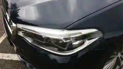 BMW 520 2017 - 28000 EUR, 95000 km - AUTO.MOTO.pt - 95000km - foto 6 de 15