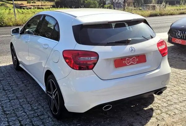 Mercedes-Benz A 160 2015 - 16500 EUR, 137000 km - AUTO.MOTO.pt - 137000km - foto 22 de 24
