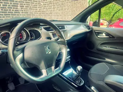 DS DS3 2017 - 12850 EUR, 104000 km - AUTO.MOTO.pt - 104000km - foto 10 de 14