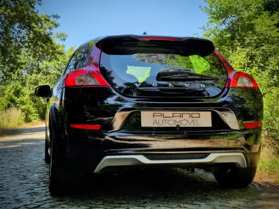 Volvo C30 2011 - 7750 EUR, 179000 km - AUTO.MOTO.pt - 179000km - foto 24 de 28