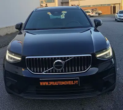 Volvo XC 40 2022 - 29490 EUR, 63800 km - AUTO.MOTO.pt - 63800km - foto 2 de 20