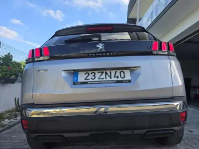 Peugeot 3008 2019 - 13900 EUR, 198000 km - AUTO.MOTO.pt - 198000km - foto 3 de 58