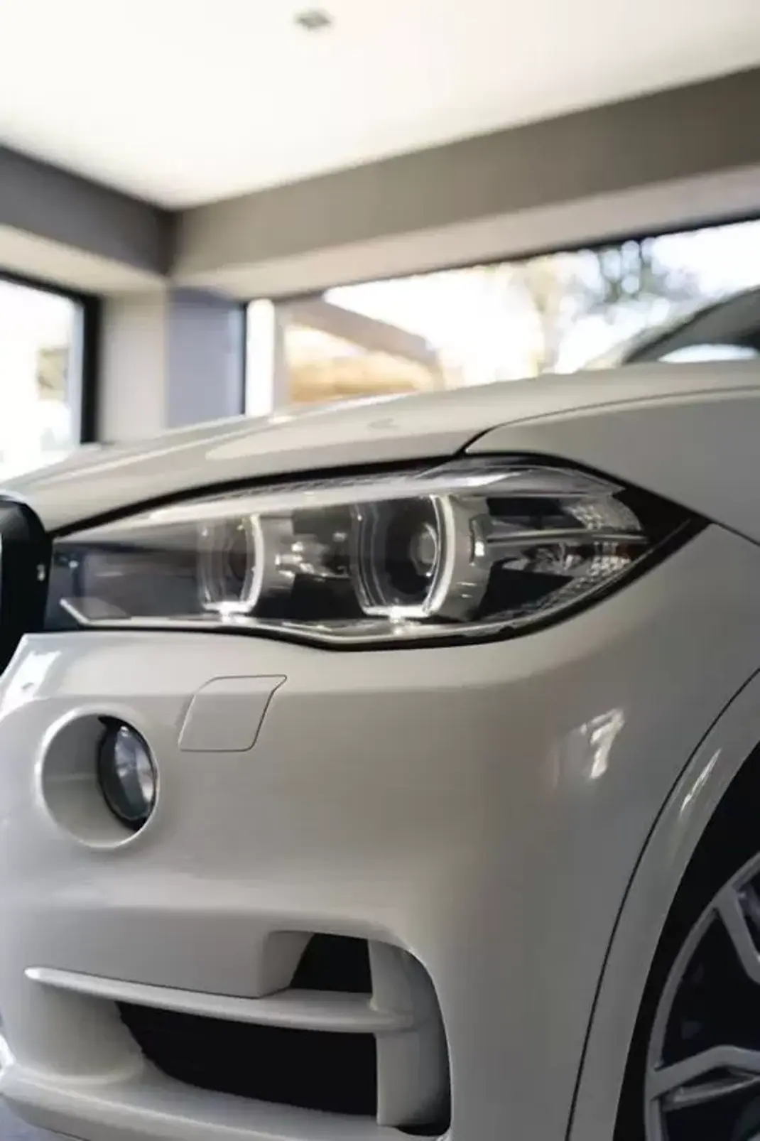 BMW X5 2014 - 26900 EUR, 170000 km - AUTO.MOTO.pt - 170000km - foto 22 de 25