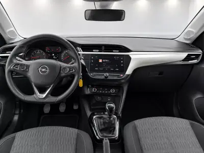 Opel Corsa 2021 — foto 6 de 8