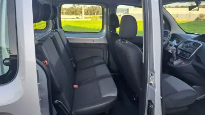 Renault 2019 - 19900 EUR, 100835 km - AUTO.MOTO.pt - 100835km - foto 14 de 28