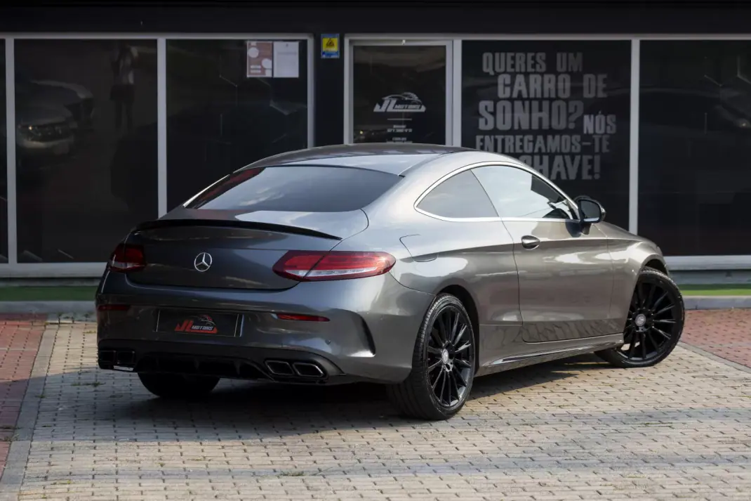 Mercedes-Benz C 220 2015 - 27900 EUR, 187660 km - 187660km - foto 32 de 41