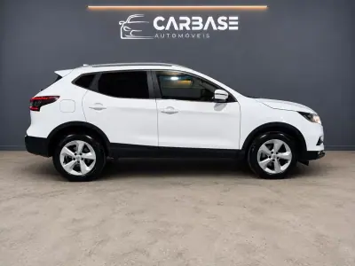 Nissan Qashqai 2018 - 16890 EUR, 94255 km - AUTO.MOTO.pt - 94255km - foto 4 de 19