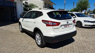 Nissan Qashqai 2014 - 12900 EUR, 133286 km - AUTO.MOTO.pt - 133286km - foto 3 de 28