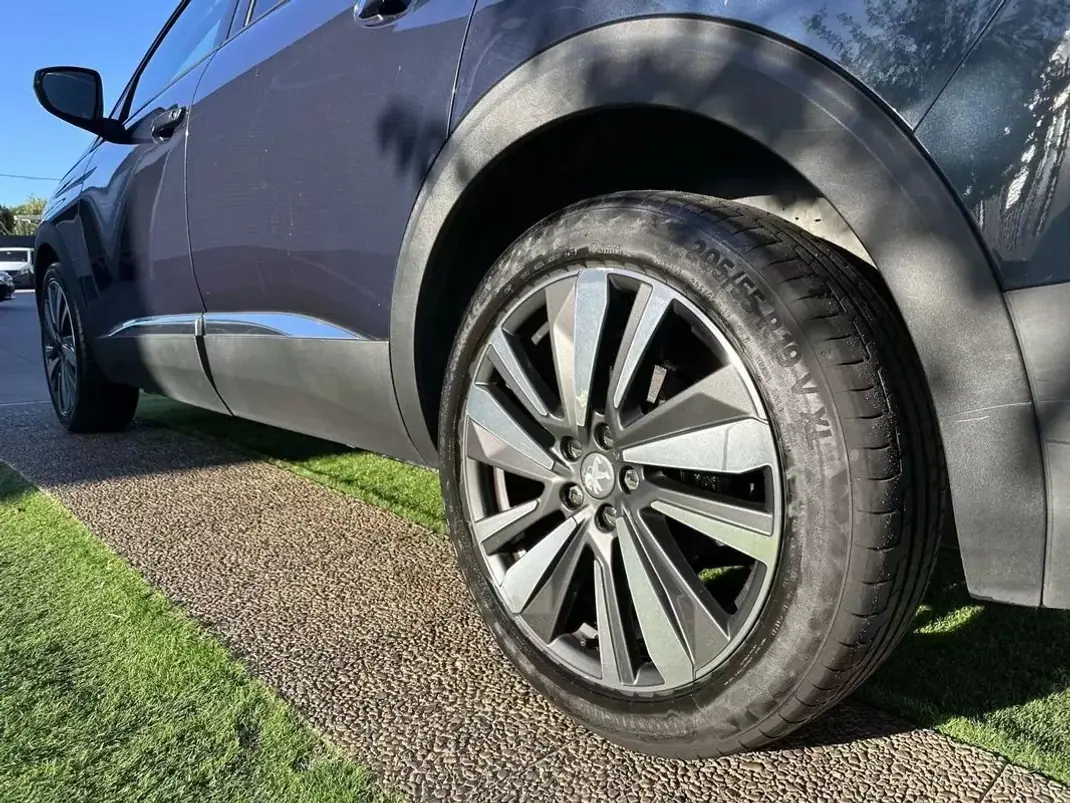 Peugeot 5008 2018 - 14900 EUR, 220000 km - 220000km - foto 21 de 60