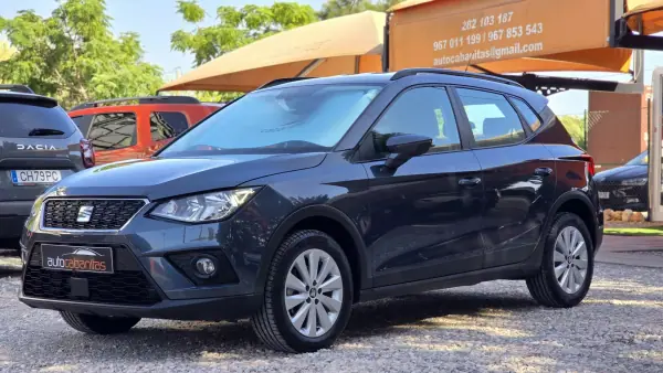 SEAT Arona 2021 - 15850 EUR, 46800 km - AUTO.MOTO.pt - 46800km - foto 4 de 21