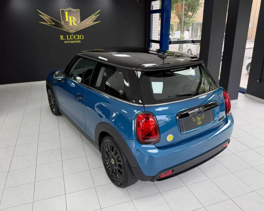 MINI 3 Portas 2023 - 23000 EUR, 4690 km - AUTO.MOTO.pt - 4690km - foto 35 de 38