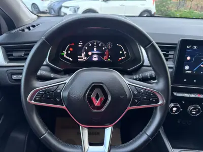Renault Captur 2023 - 18500 EUR, 103000 km - AUTO.MOTO.pt - 103000km - foto 32 de 48