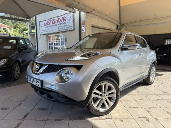 Nissan Juke 1.2 DIG-T N-Connecta 2018 Gasolina — 108 718 km Nissan Juke 1.2 DIG-T N-Connecta 2018 Gasolina