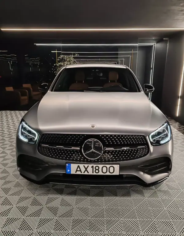 Mercedes-Benz GLC 300 2023 - 54750 EUR, 108000 km - AUTO.MOTO.pt - 108000km - foto 5 de 28