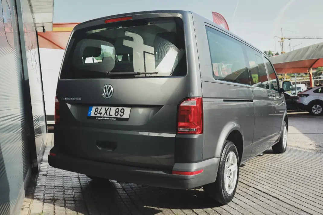 Volkswagen Transporter 2019 - 26950 EUR, 201710 km - AUTO.MOTO.pt - 201710km - foto 13 de 25