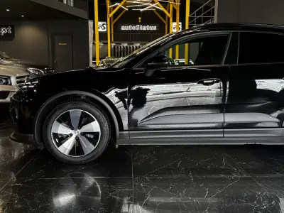 Porsche Macan 2025 - 87990 EUR, 15800 km - AUTO.MOTO.pt - 15800km - foto 10 de 33
