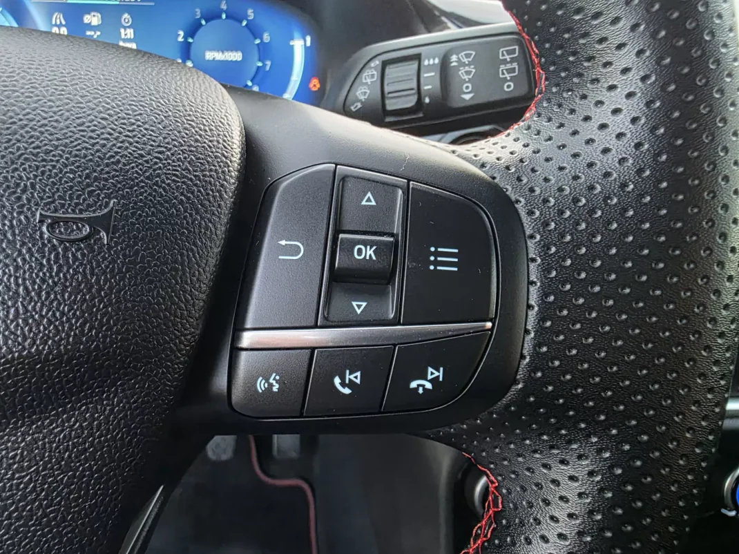 Ford Puma 2023 - 18990 EUR, 102000 km - AUTO.MOTO.pt - 102000km - foto 21 de 43