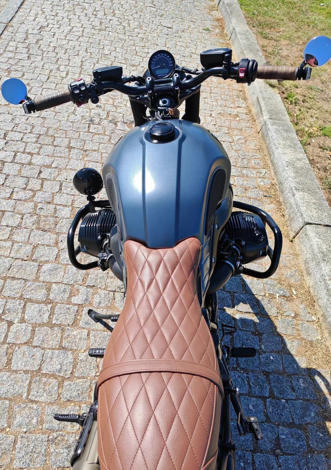 BMW R nineT 2019 - 13000 EUR, 9000 km - 9000km - foto 13 de 15