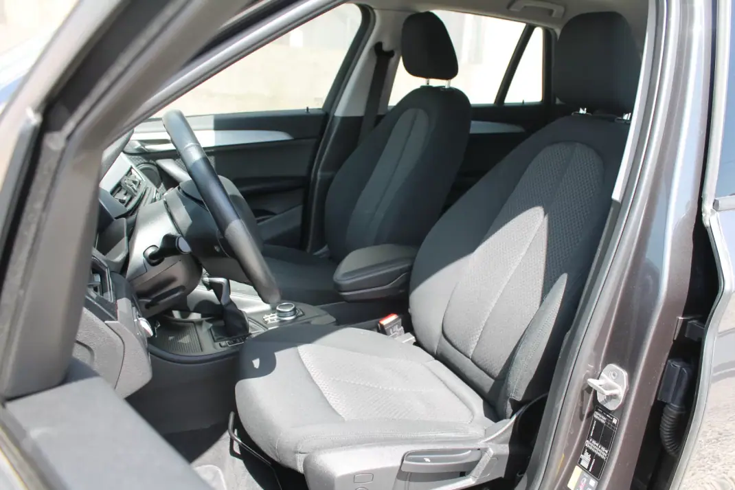 BMW X1 2021 - 22980 EUR, 98000 km - 98000km - foto 9 de 18