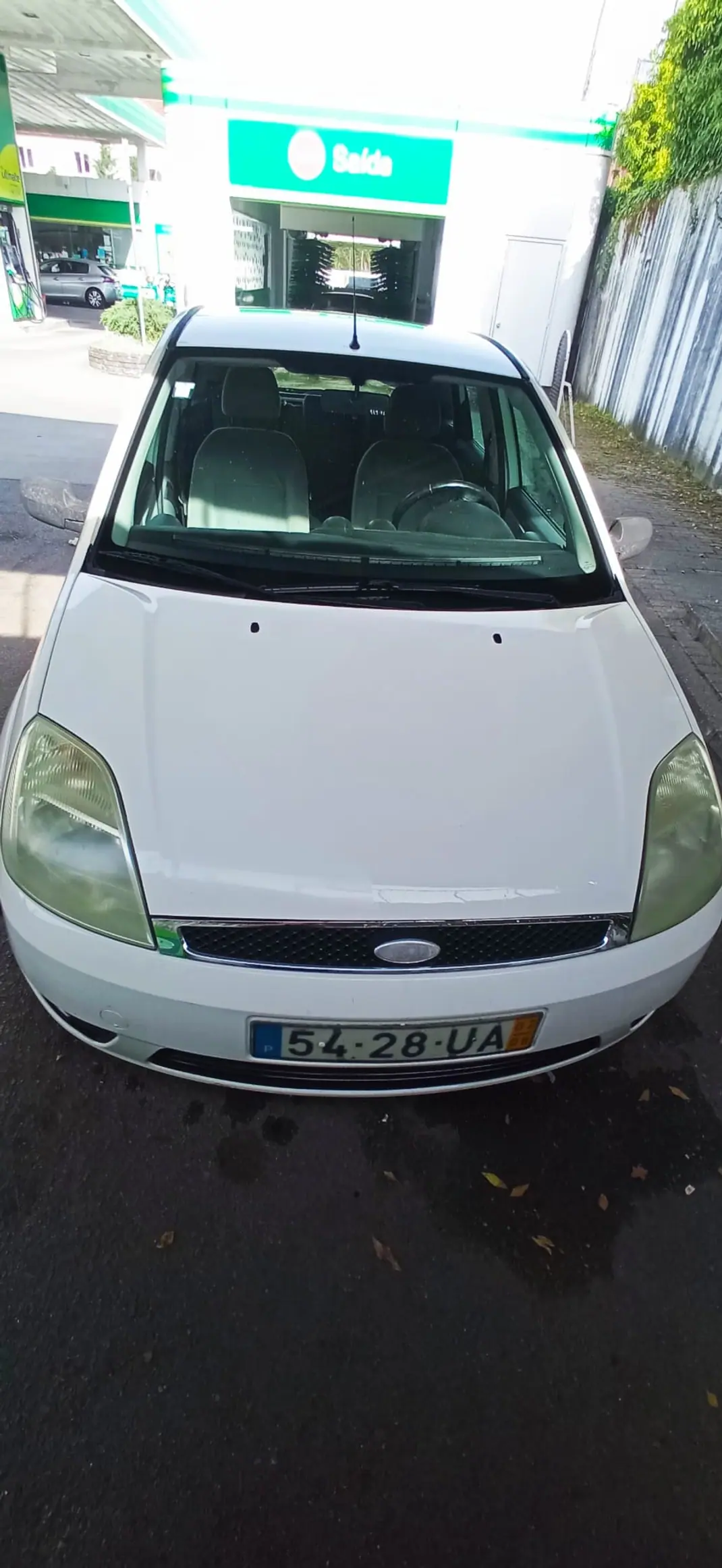 Ford Fiesta 2002 - 2000 EUR, 200 km - AUTO.MOTO.pt - 200km - foto 3 de 9