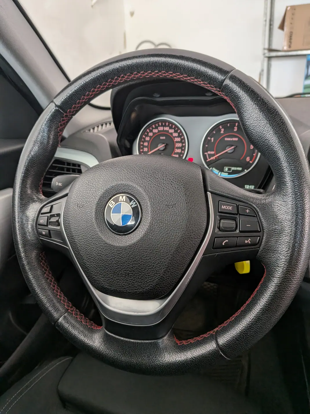 BMW 116 2017 - 13100 EUR, 131000 km - AUTO.MOTO.pt - 131000km - foto 7 de 8