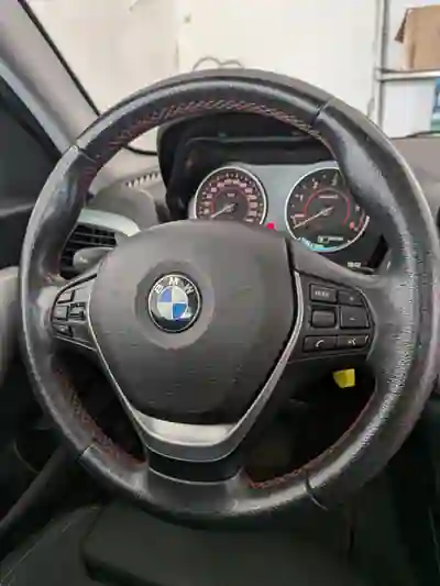 BMW 116 2017 - 13100 EUR, 131000 km - AUTO.MOTO.pt - 131000km - foto 7 de 8