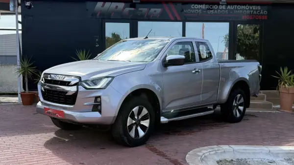 Isuzu D-Max 2021 - 31990 EUR, 140000 km - AUTO.MOTO.pt - 140000km - foto 9 de 33