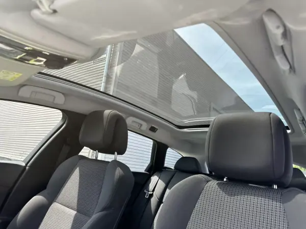 Peugeot 508 SW 2018 - 11900 EUR, 155000 km - AUTO.MOTO.pt - 155000km - foto 63 de 68