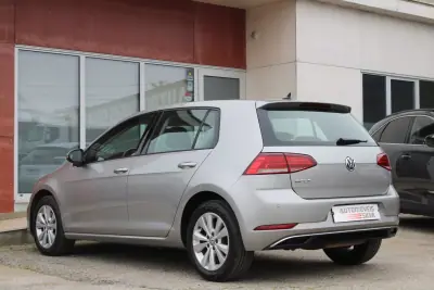 Volkswagen Golf 2017 - 11490 EUR, 224000 km - AUTO.MOTO.pt - 224000km - foto 14 de 29