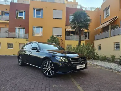 Mercedes-Benz E 300 2020 - 29980 EUR, 140000 km - AUTO.MOTO.pt - 140000km - foto 19 de 20
