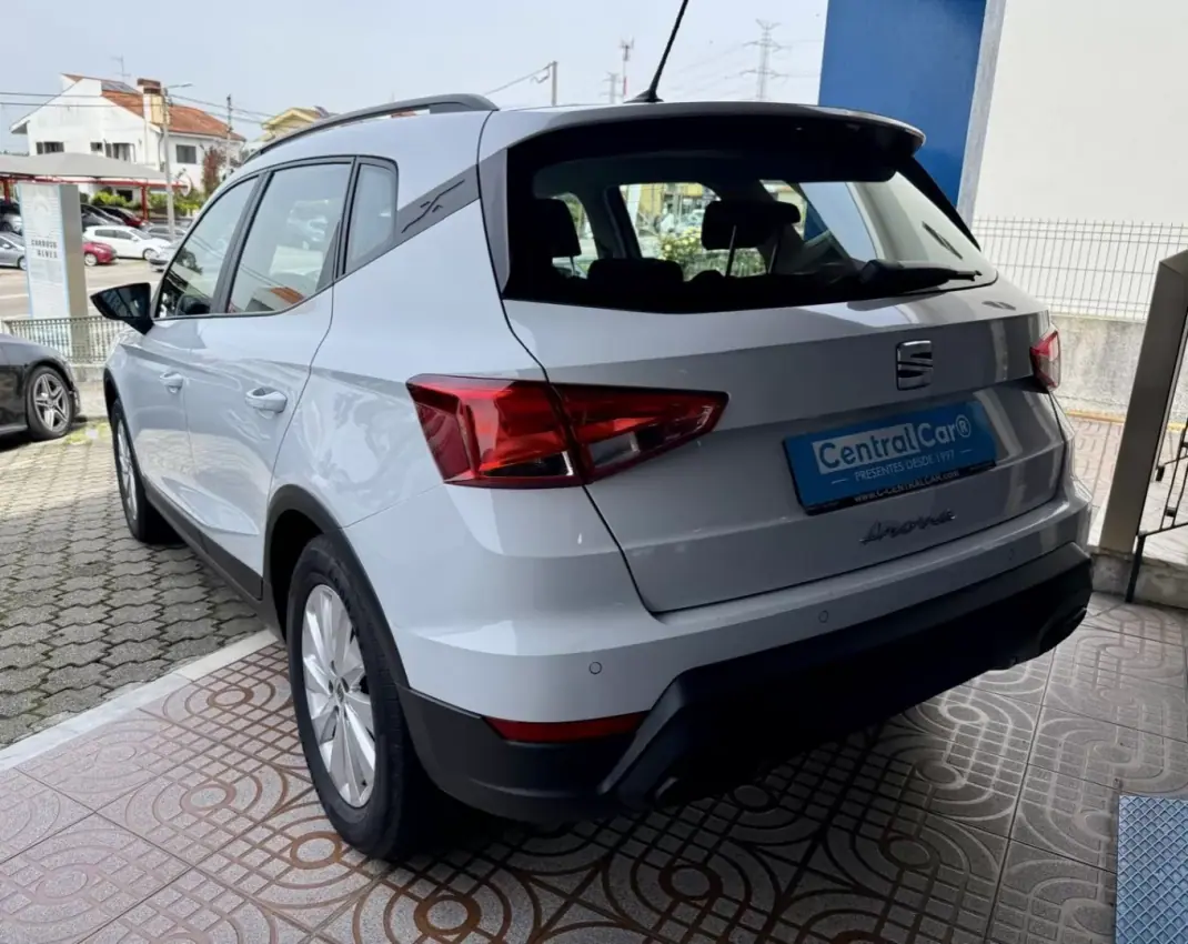 SEAT Arona 2023 - 16950 EUR, 36000 km - AUTO.MOTO.pt - 36000km - foto 7 de 25