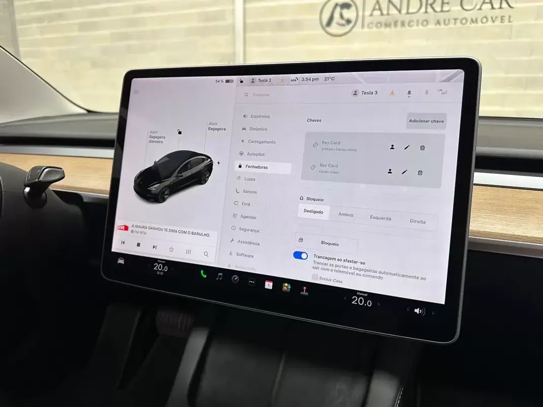 Tesla Model 3 2021 - 26450 EUR, 64959 km - AUTO.MOTO.pt - 64959km - foto 22 de 53