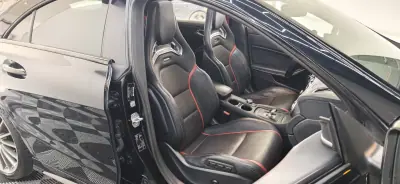 Mercedes-Benz CLA 45 AMG 2014 - 29990 EUR, 169000 km - AUTO.MOTO.pt - 169000km - foto 41 de 43