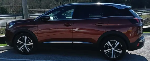 Peugeot 3008 2019 - 15000 EUR, 180000 km - AUTO.MOTO.pt - 180000km - foto 5 de 10