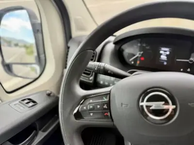 Opel 2024 - 31450 EUR, 59000 km - AUTO.MOTO.pt - 59000km - foto 12 de 20