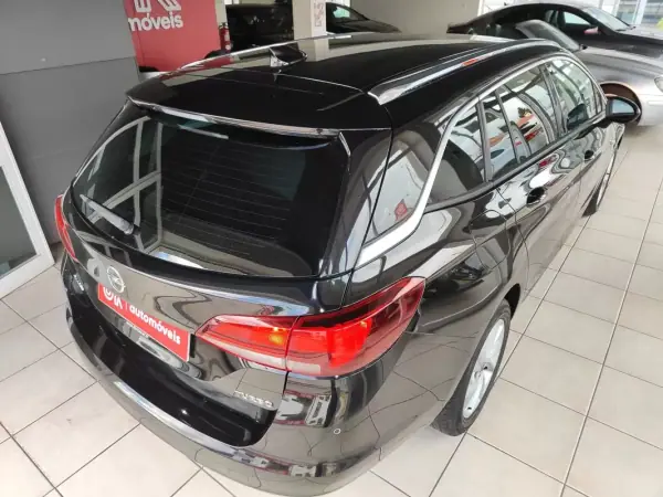Opel Astra Sports Tourer 2016 - 8890 EUR, 174600 km - AUTO.MOTO.pt - 174600km - foto 11 de 33