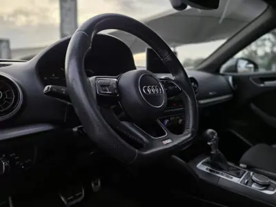 Audi A3 Sportback 2017 - 18990 EUR, 164000 km - AUTO.MOTO.pt - 164000km - foto 22 de 39