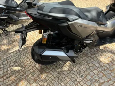 Honda ADV 150 2025 - 5900 EUR, 4926 km - AUTO.MOTO.pt - 4926km - foto 5 de 14