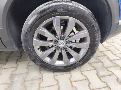 Volkswagen T-Roc 2019 - 15900 EUR, 130000 km - AUTO.MOTO.pt - 130000km - foto 7 de 14