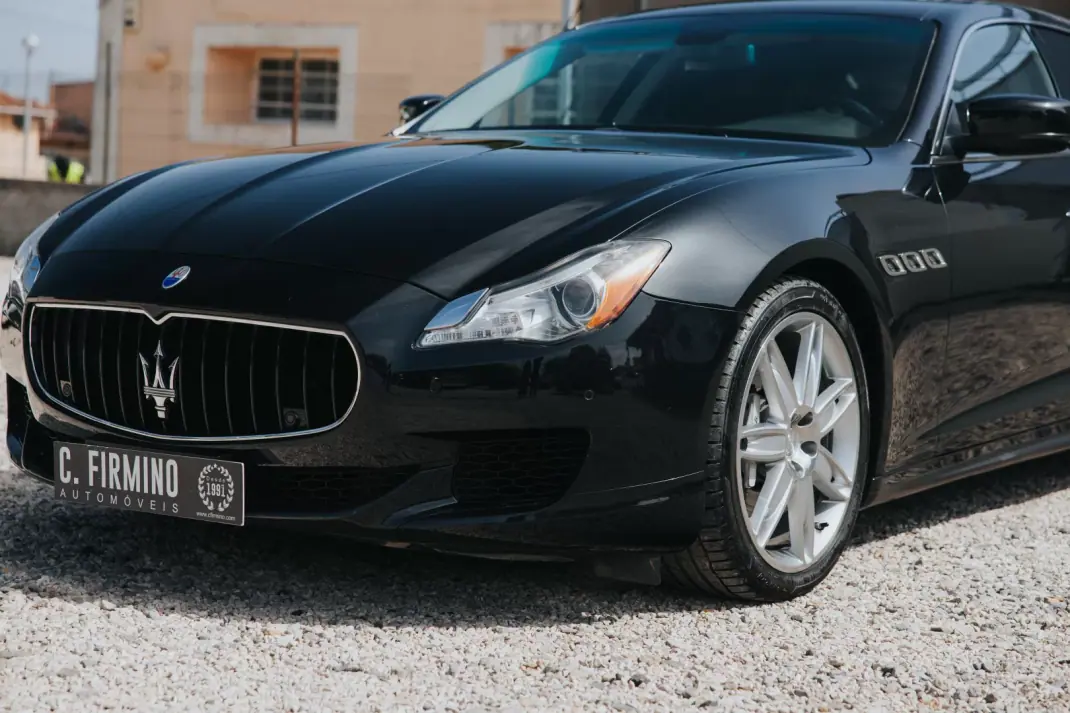 Maserati Quattroporte 2014 - 38900 EUR, 67105 km - AUTO.MOTO.pt - 67105km - foto 5 de 46